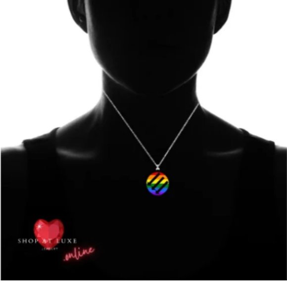 Three Arrows LBGTQ Peaceful Protest Necklace - Picture 8 of 9